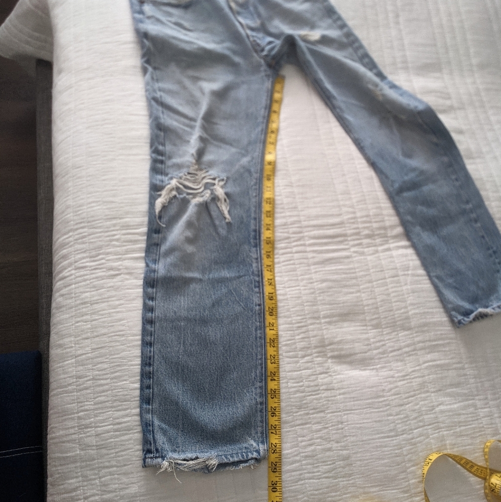 SOLD🔥501 Levi's - Picture 5 of 16